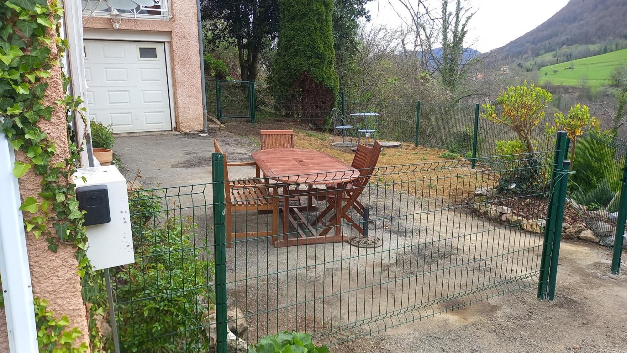 La Reclot Villa Herran Exterior photo